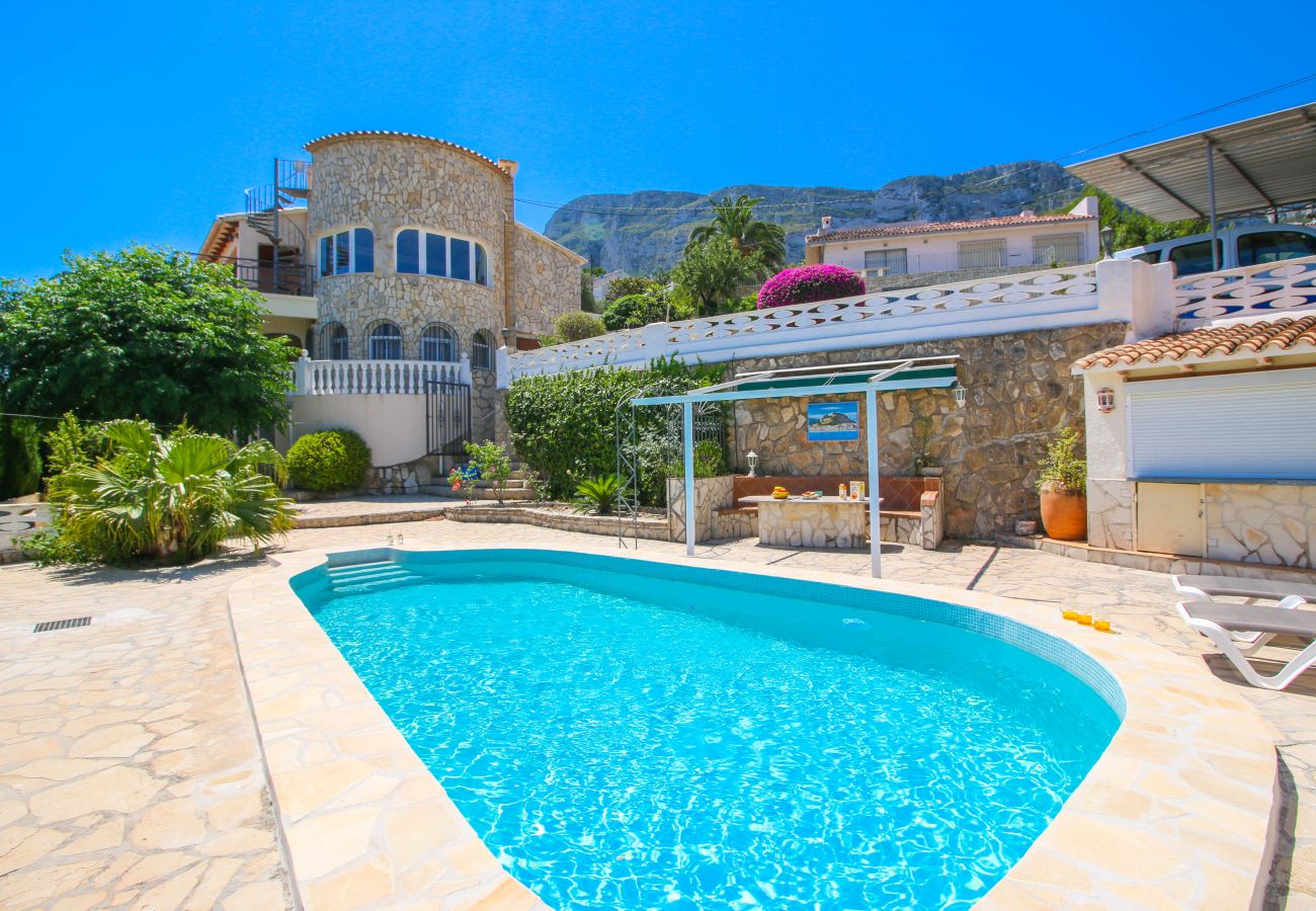 Villa in Denia - Villa in Denia mit unschlagbarer Aussicht