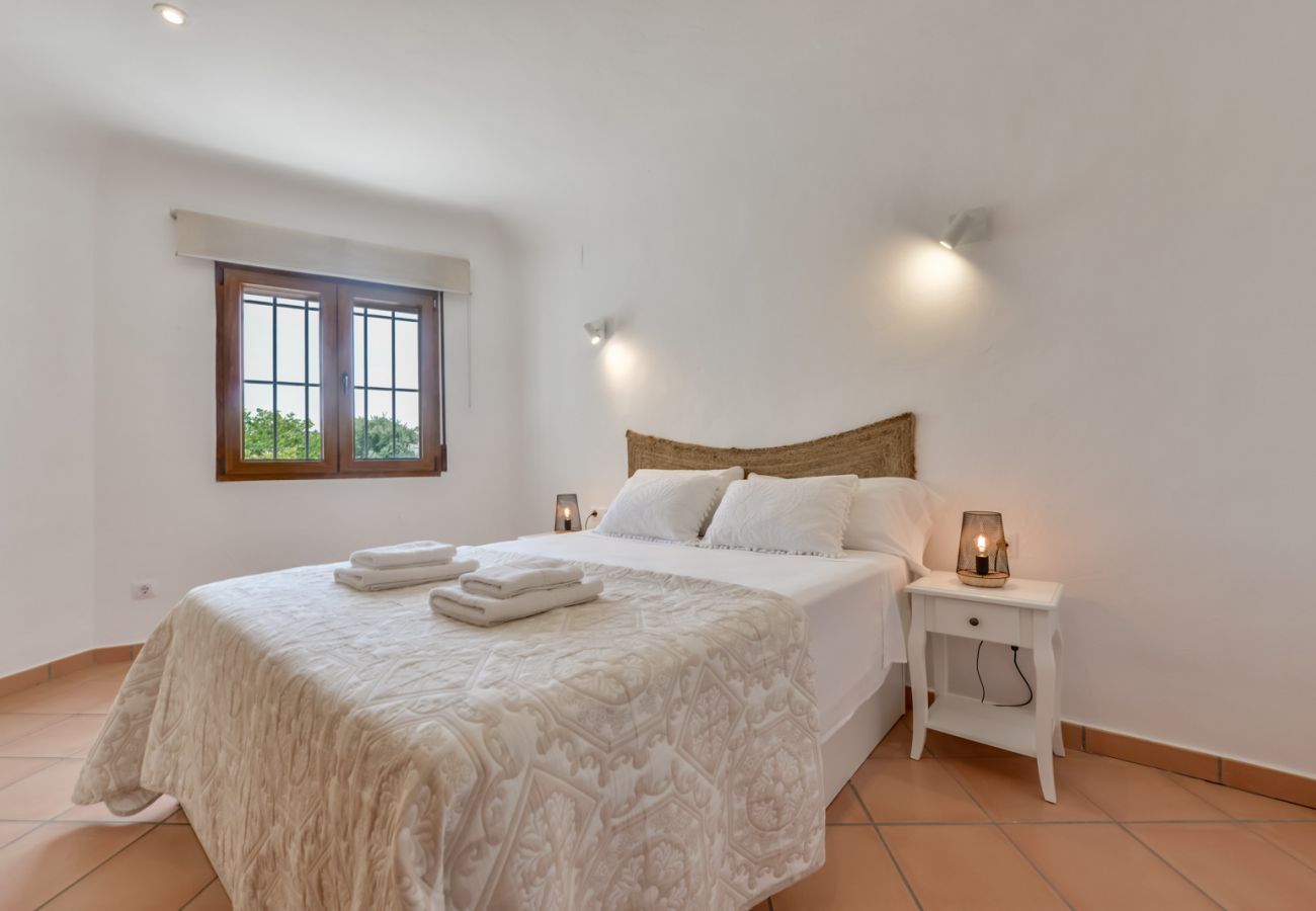 Villa in Moraira - Ferienhaus zur Miete in Moraira, LA ROCALLA