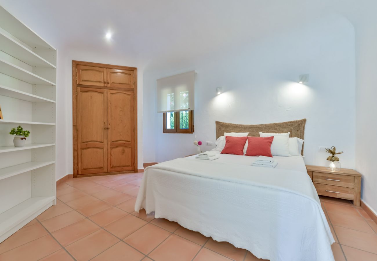 Villa in Moraira - Ferienhaus zur Miete in Moraira, LA ROCALLA