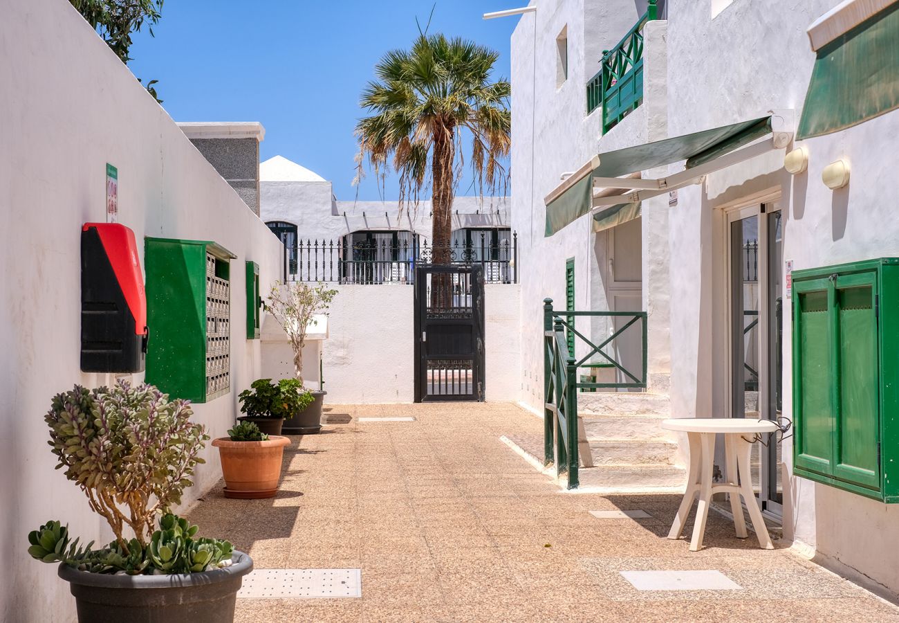 Ferienwohnung in Puerto del Carmen - Suite Princesa teguise mit Meerblick, 500 m vom Strand entfernt