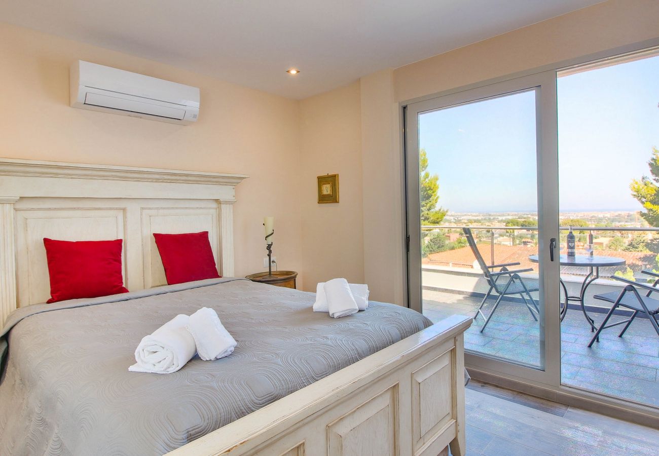 Villa in Denia - Luxusvilla mit Meerblick