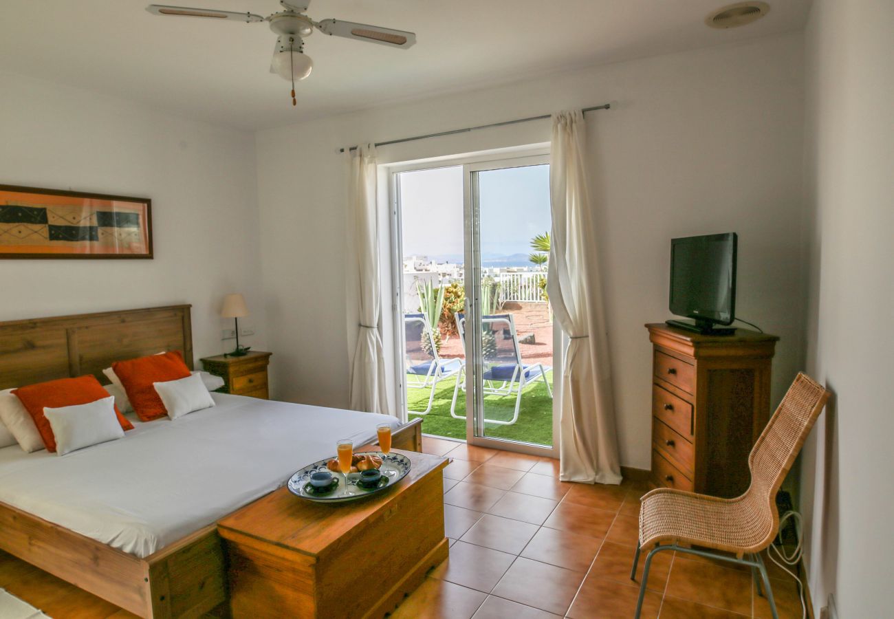 Villa in Playa Blanca - Relax & Sea Views Las Coloradas - Ideal für Familien