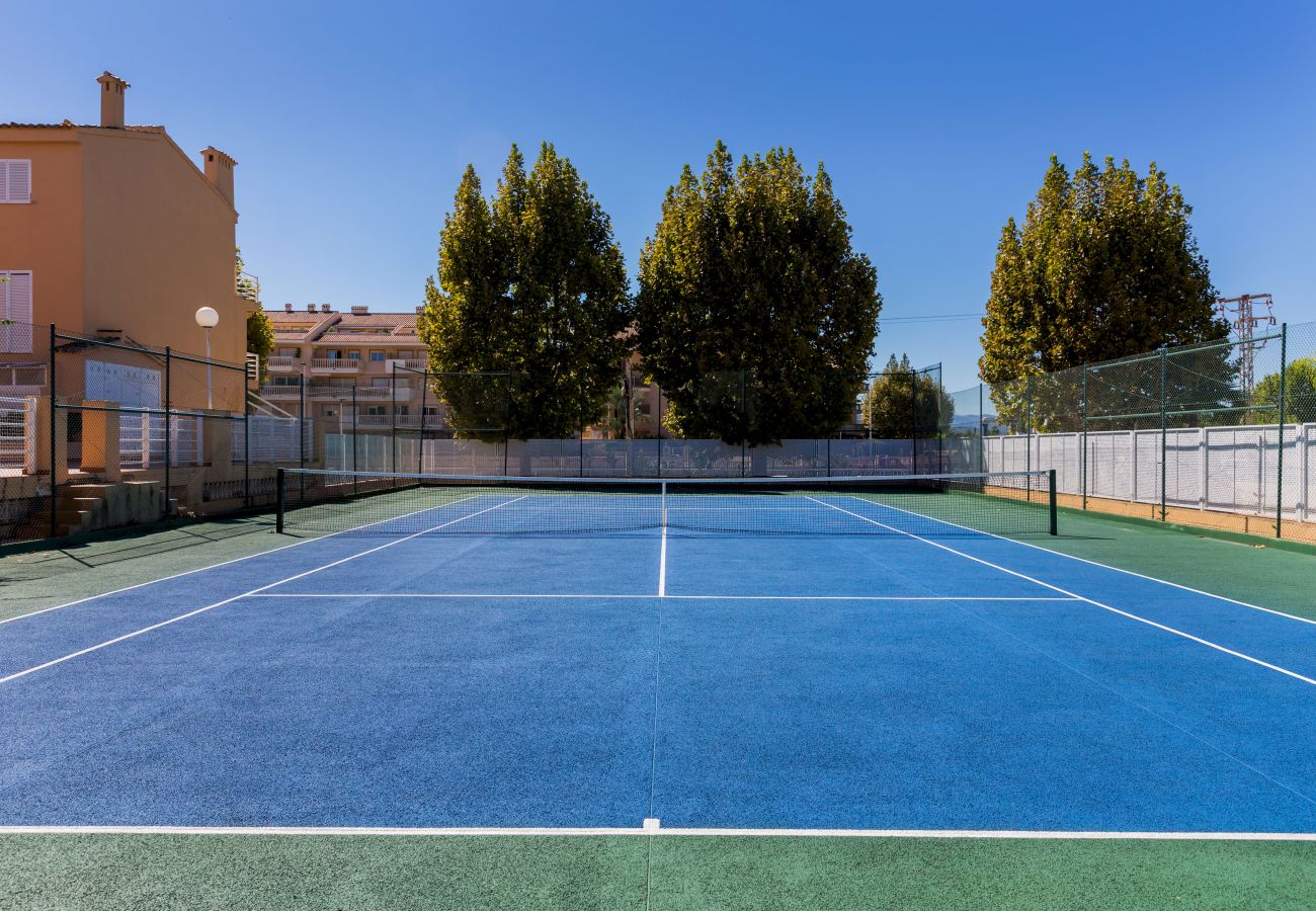 Ferienwohnung in Javea - Arenal Park II Apartment Javea Arenal, mit Terrassen, Klimaanlage und Gemeinschaftsräumen mit großem Swimmingpool, Garten, Tennis, Paddel