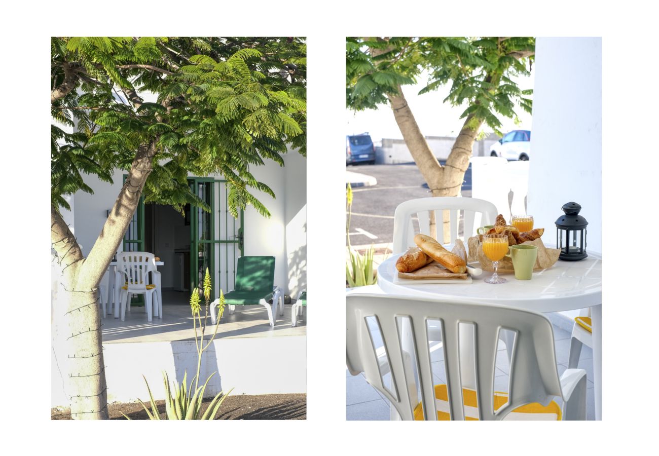 Ferienhaus in Puerto del Carmen - Sky und Sea Loma Verde, Pool, große Terrasse mit Meerblick