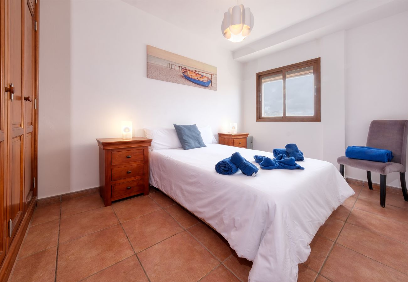 Ferienhaus in Costa Teguise - Casa Elin, Gemeinschaftspool, schnelles WLAN und ruhiger Ort