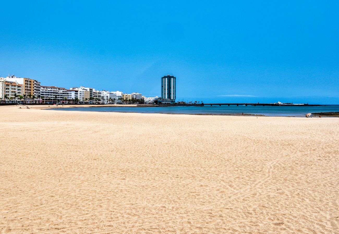 Studio in Arrecife - Studio El Greco direkt am Strand