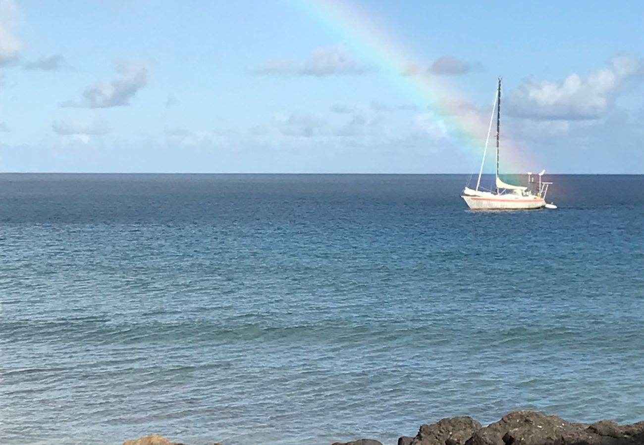 Ferienhaus in Puerto Calero - Casa Bleu – asa Bleu : 2 Etagen, 2 Schlafzimmer, ausgestattete Küche, Balkon, Terrasse und Grill 