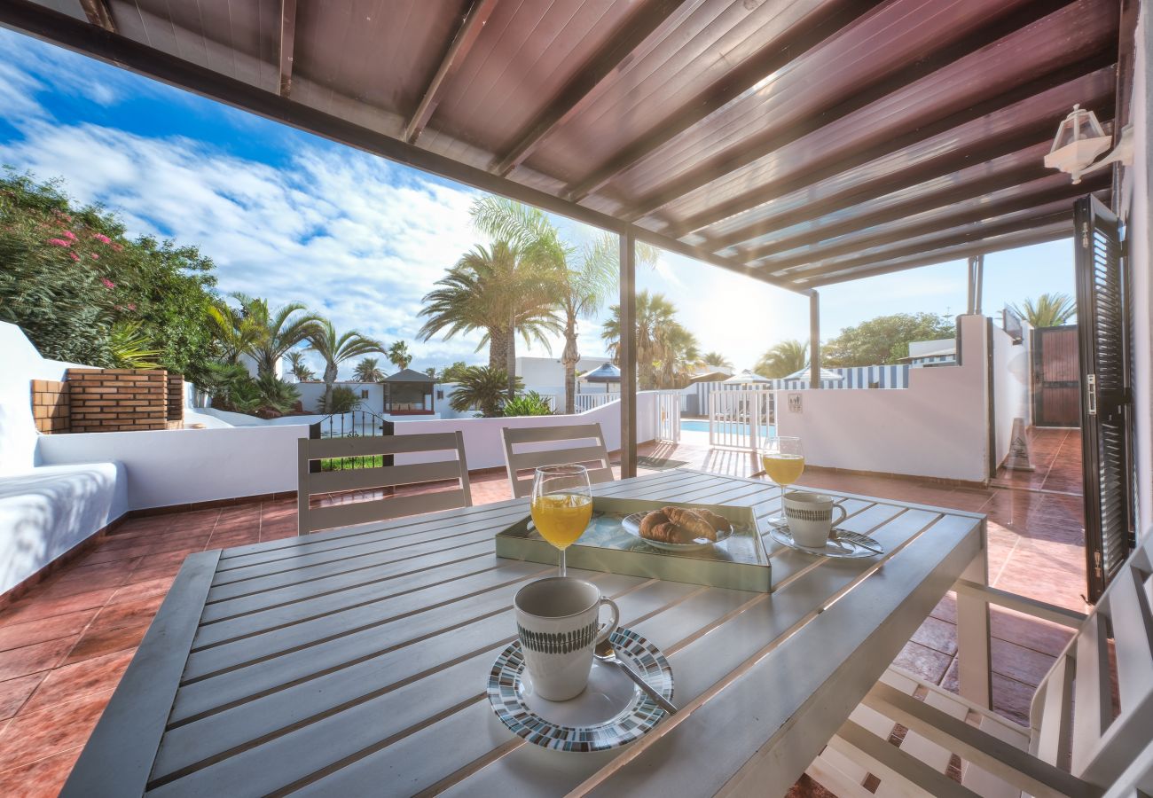 Villa in Playa Blanca - Casa Picasso - Casa Picasso - privater Pool, Terrasse, Klimaanlage 