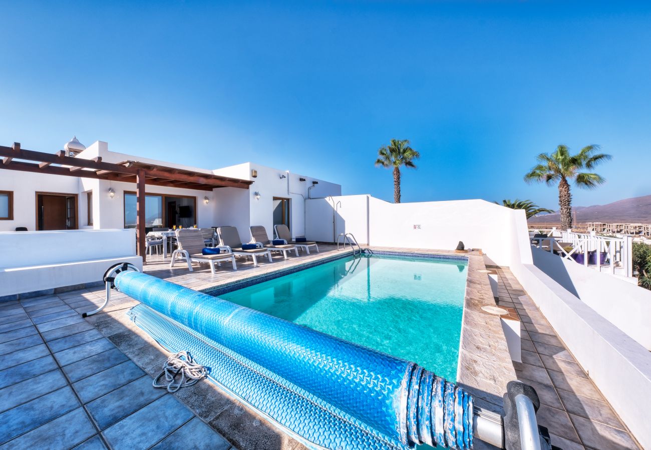 Ferienhaus in Playa Blanca - Casa Lava and Sea- privat Pool, herrlichem Blick