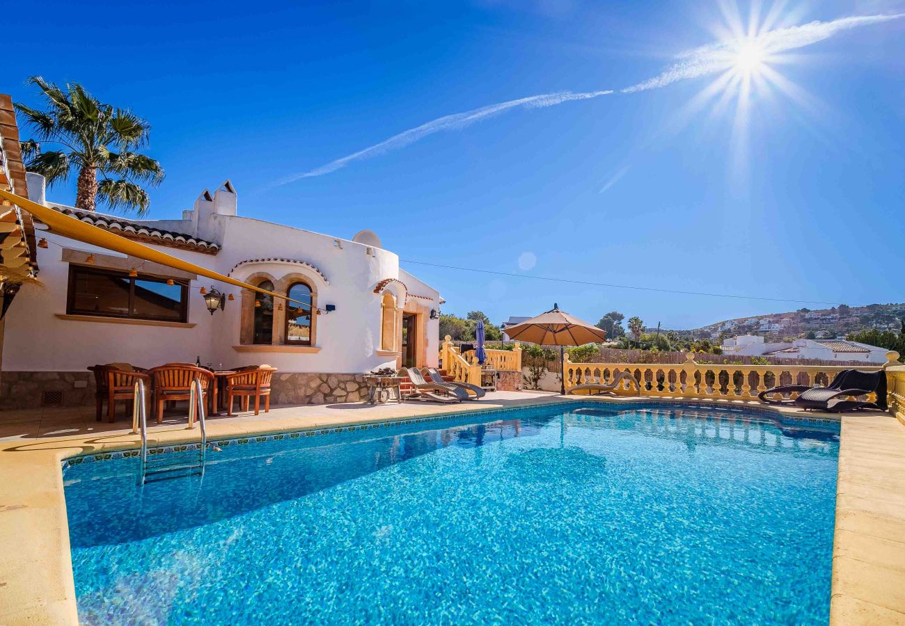 Villa in Javea - Villa Cristina Pinosol Javea mit Pool und Sonnenterrasse