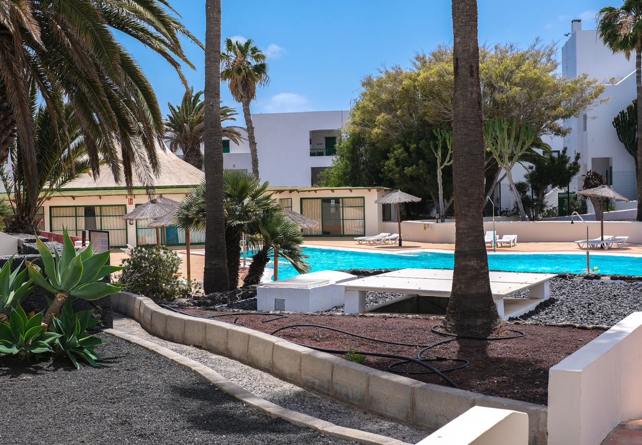 Ferienhaus in Costa Teguise - Gemütlicher Bungalow in Strandnähe