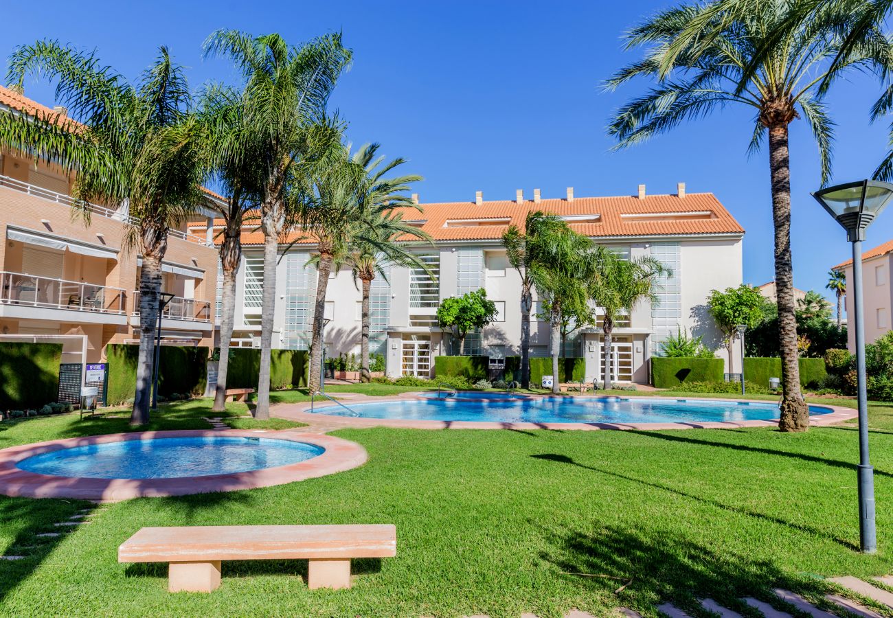 Ferienwohnung in Javea - Golden Gardens Zen Apartment IV Javea Arenal mit Terrasse, Klimaanlage und Gemeinschaftspool