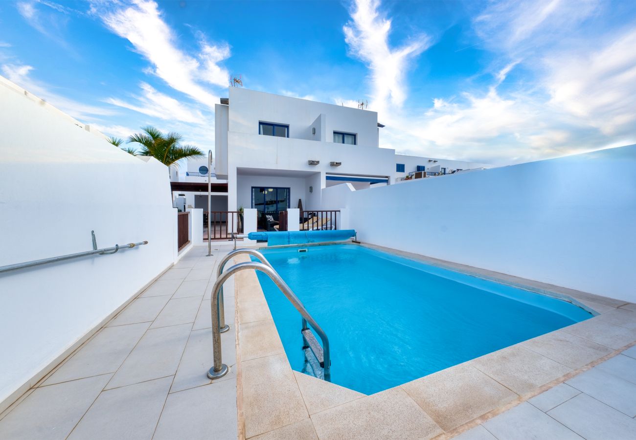 Ferienhaus in Playa Blanca - Playa Blanca Sunset- Privater Pool.