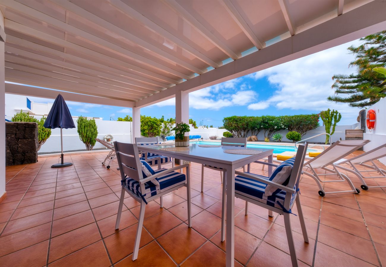 Ferienhaus in Playa Blanca - Casa La Traviata - Privates Schwimmbad