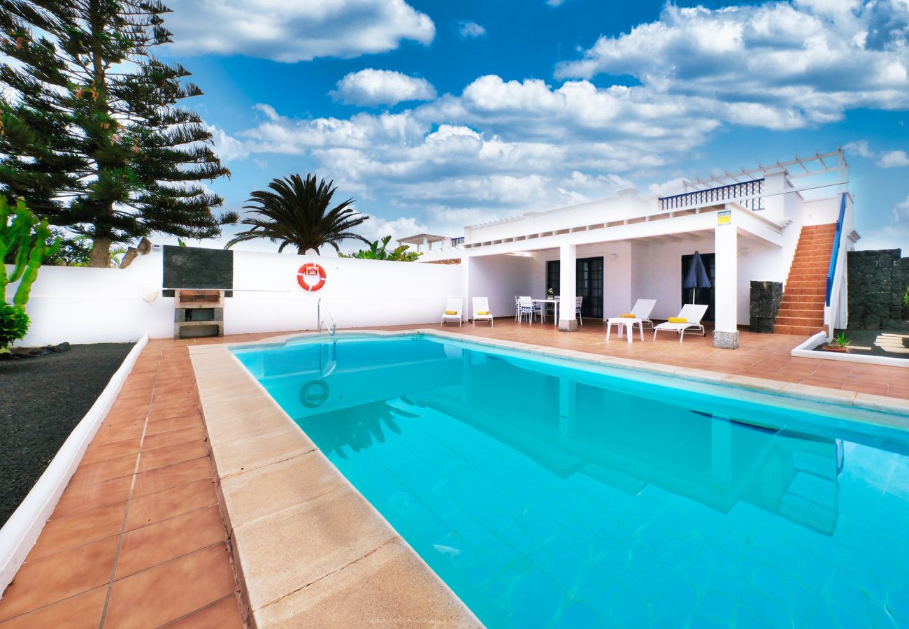 Ferienhaus in Playa Blanca - Casa La Traviata - Privates Schwimmbad