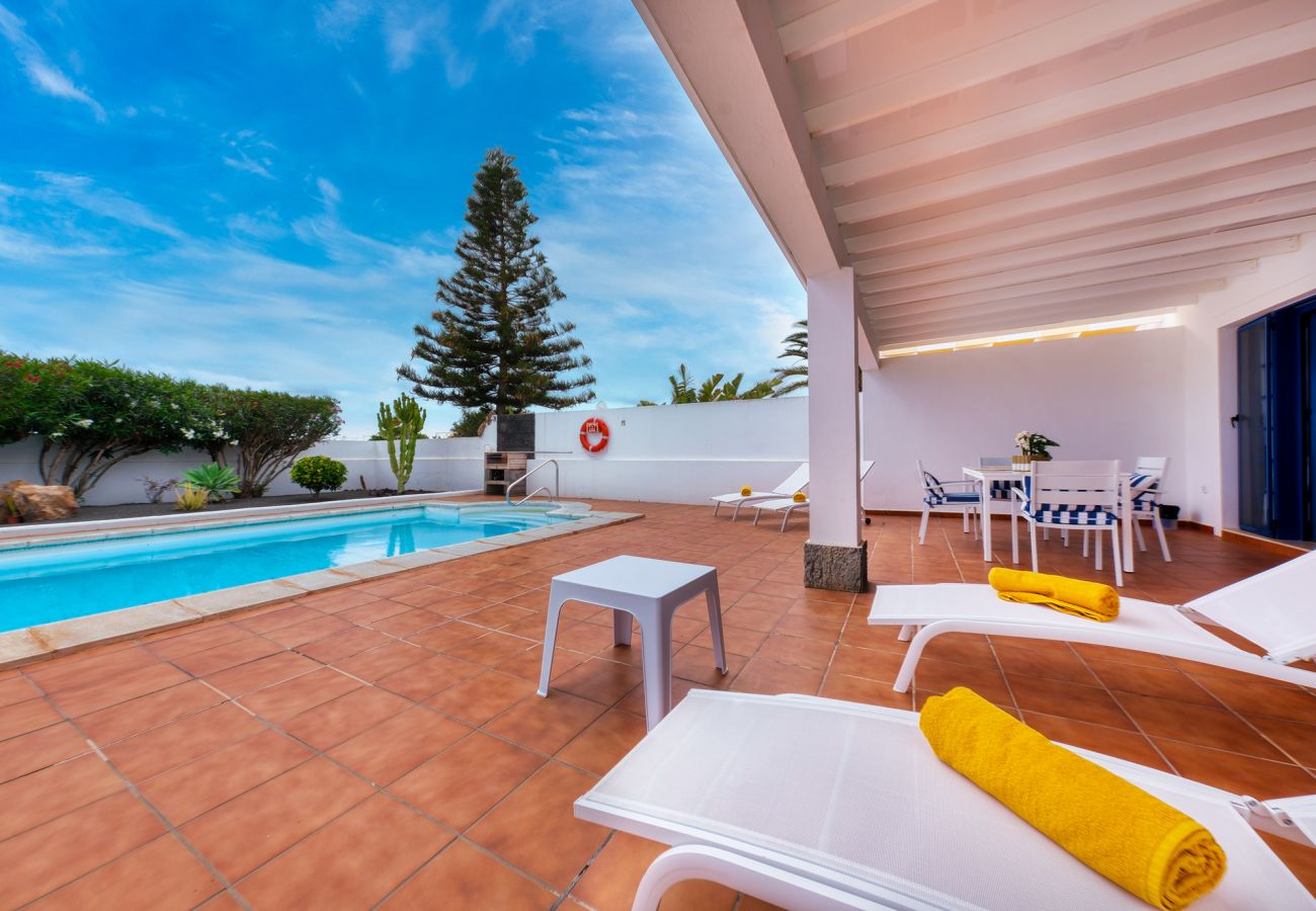 Ferienhaus in Playa Blanca - Casa La Traviata - Privates Schwimmbad