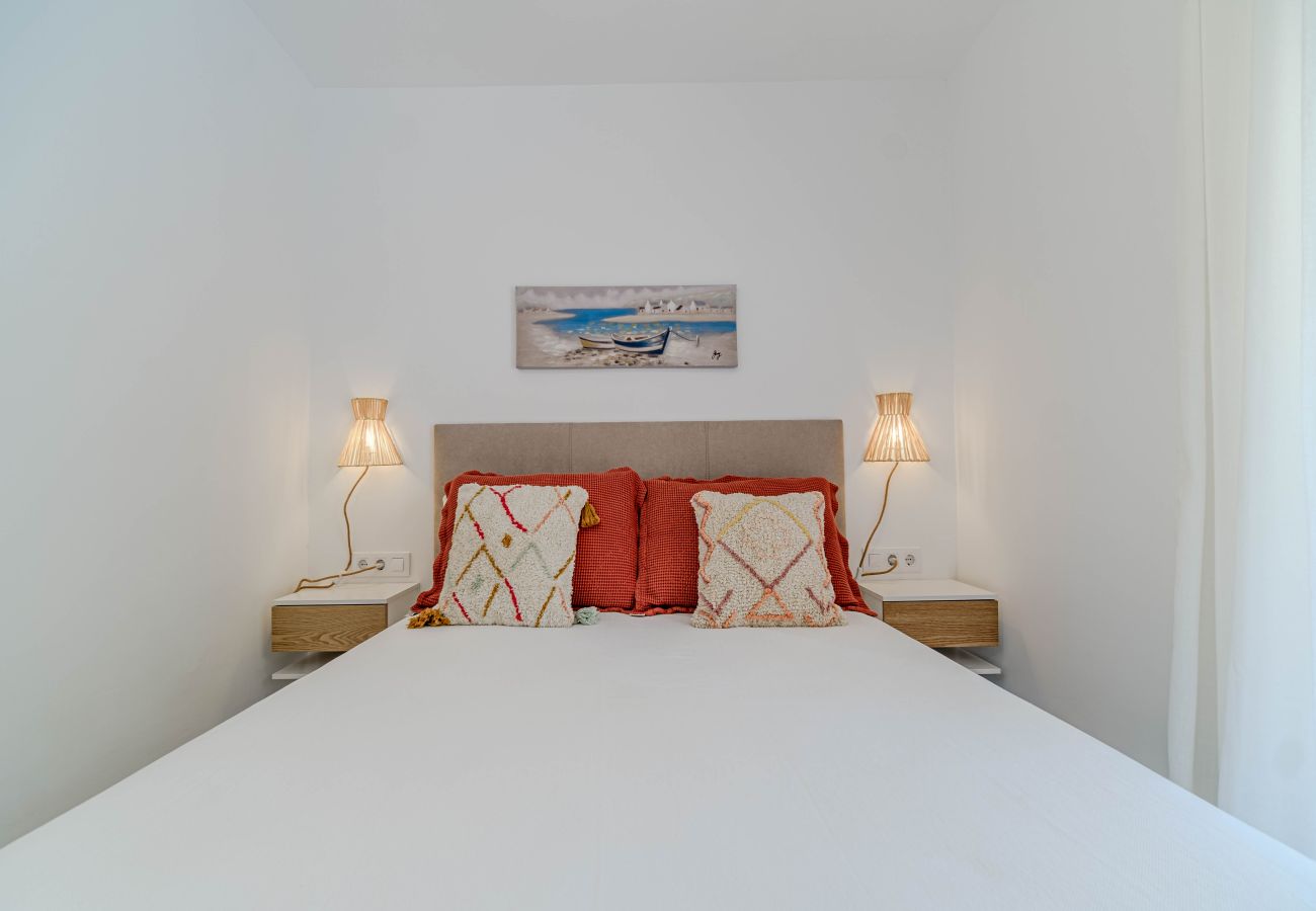 Ferienwohnung in Javea - Don Pepe White Apartment, con Terraza, Wifi y Gran Piscina Comunitaria