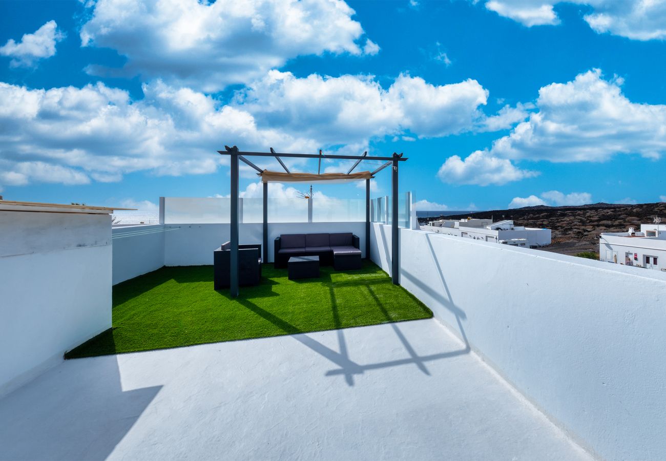 Ferienhaus in El Golfo - El Golfito-Dachterrasse mit Meerblick