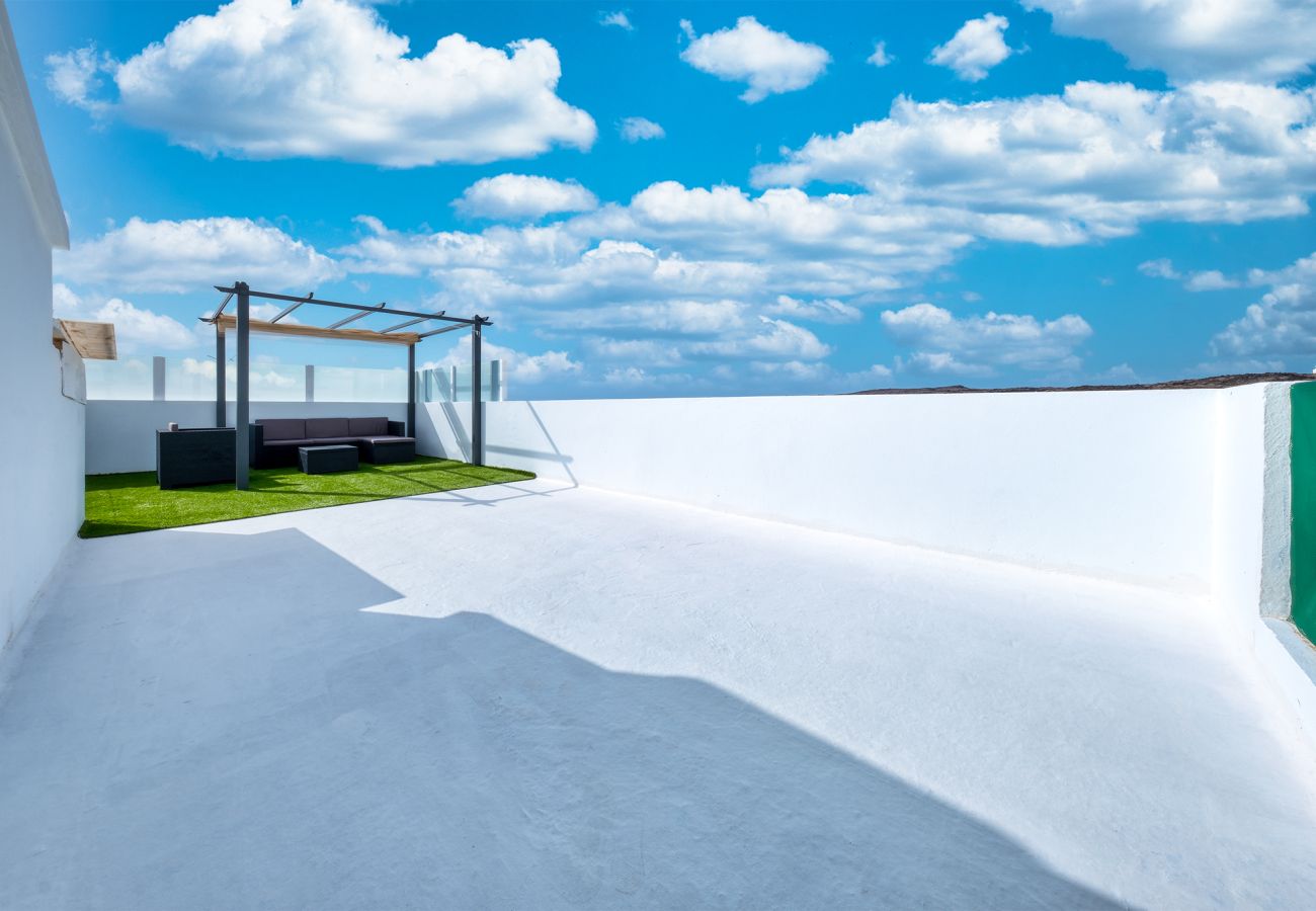 Ferienhaus in El Golfo - El Golfito-Dachterrasse mit Meerblick