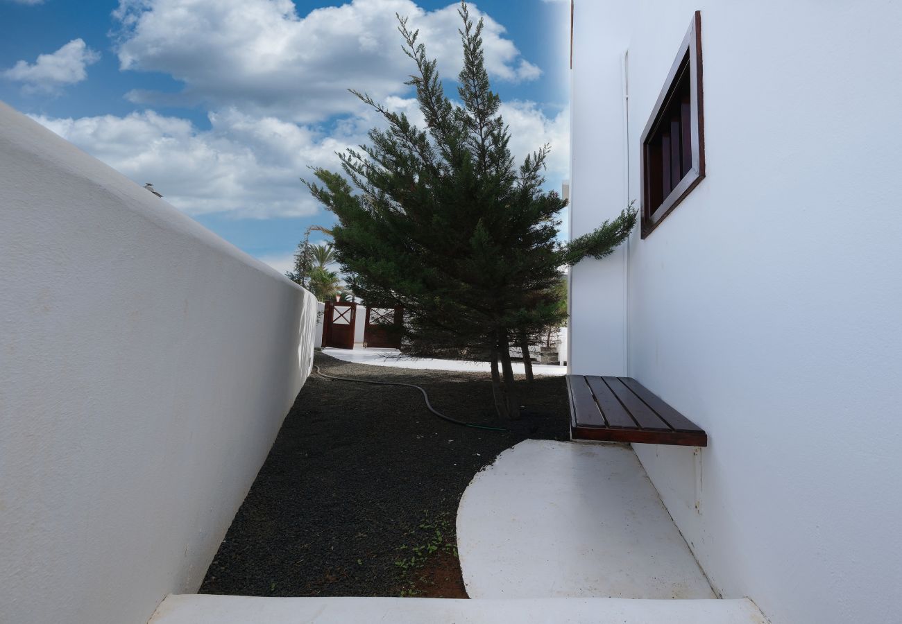 Ferienhaus in Playa Blanca - Casa Albi-Gemeinschaftspool