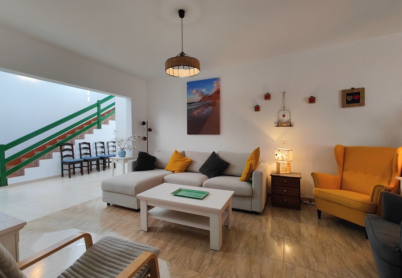 Zimmeranmietung in Tinajo - Casa NoPasaNada: habitación La Palma con baño privado 