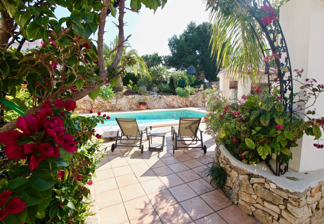 Villa in Denia - Villa with sea views, air conditioning and Marquesa CaMar pool 4 people