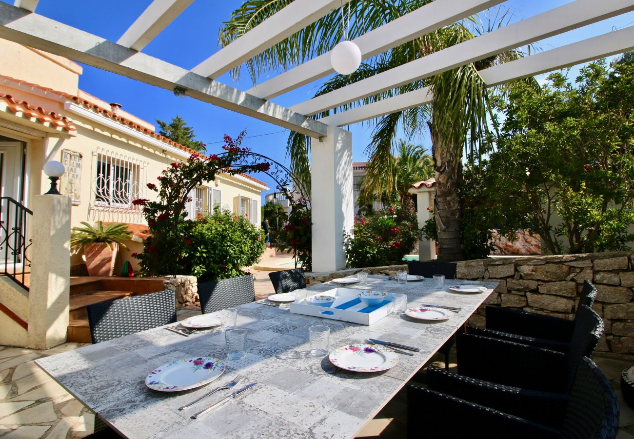 Villa in Denia - Villa with sea views, air conditioning and Marquesa CaMar pool 4 people