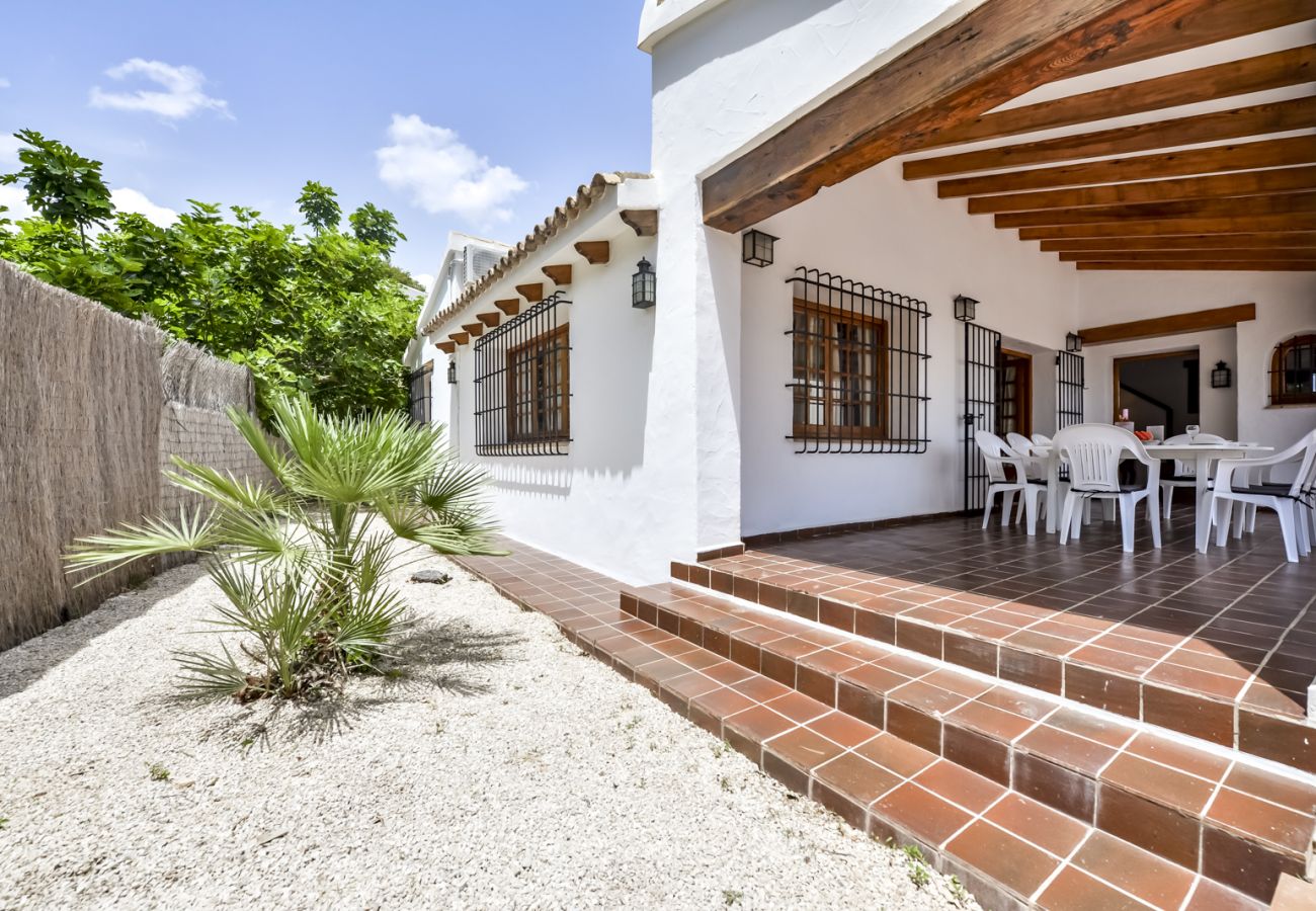 Villa in Moraira - Villa for rent in Moraira ANDURINA, for 10 pax next to the sea and private pool