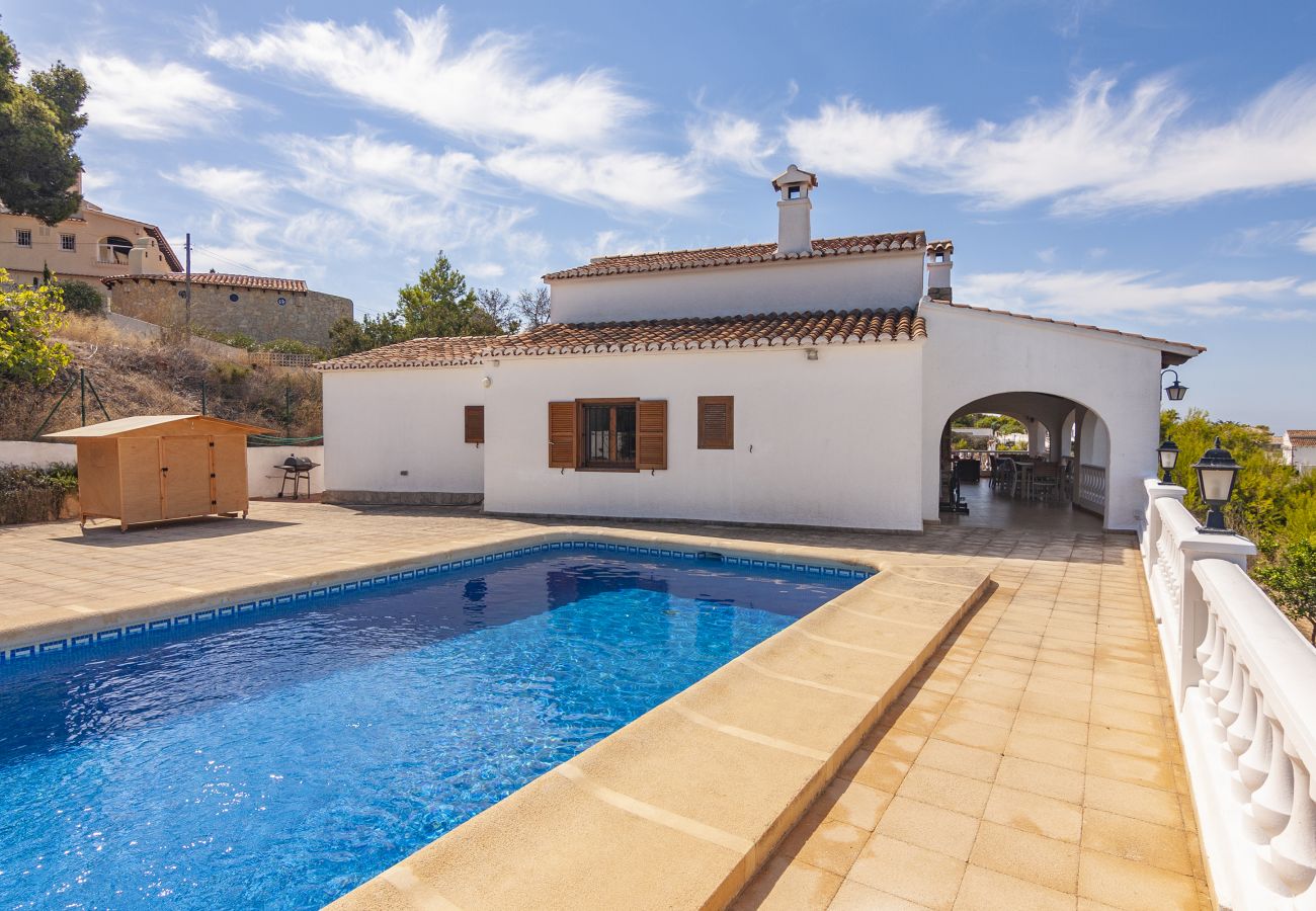 Villa in Moraira - MATISSE, Large villa in Moraira for 9 pax, private pool and free wifi