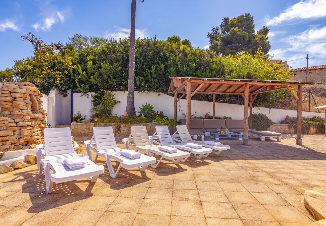 Villa in Moraira - MATISSE, Large villa in Moraira for 9 pax, private pool and free wifi