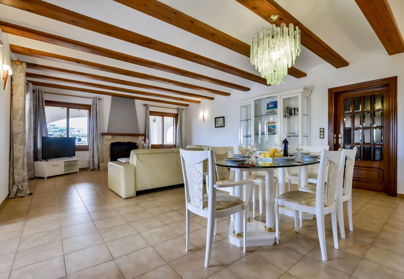 Villa in Moraira - MATISSE, Large villa in Moraira for 9 pax, private pool and free wifi