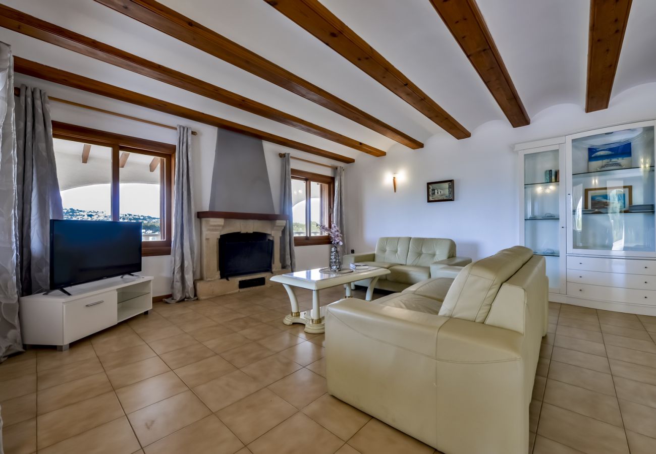 Villa in Moraira - MATISSE, Large villa in Moraira for 9 pax, private pool and free wifi