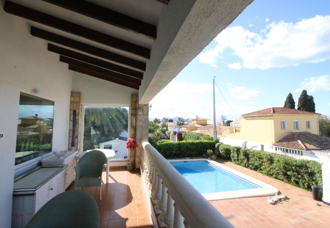 Villa in Denia - Villa with large garden and pool Alqueria BB 4 Pers