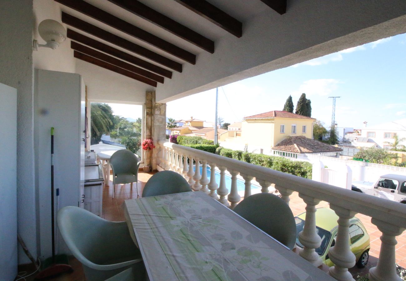 Villa in Denia - Villa with large garden and pool Alqueria BB 6 Pers