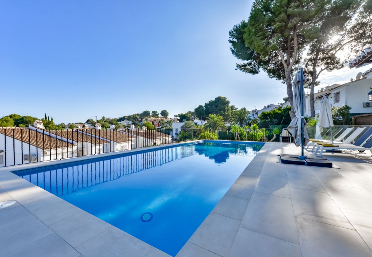 Villa in Moraira - OLGA - Welcoming and tasteful Villa with private pool and FREE WIFI for 7 people.