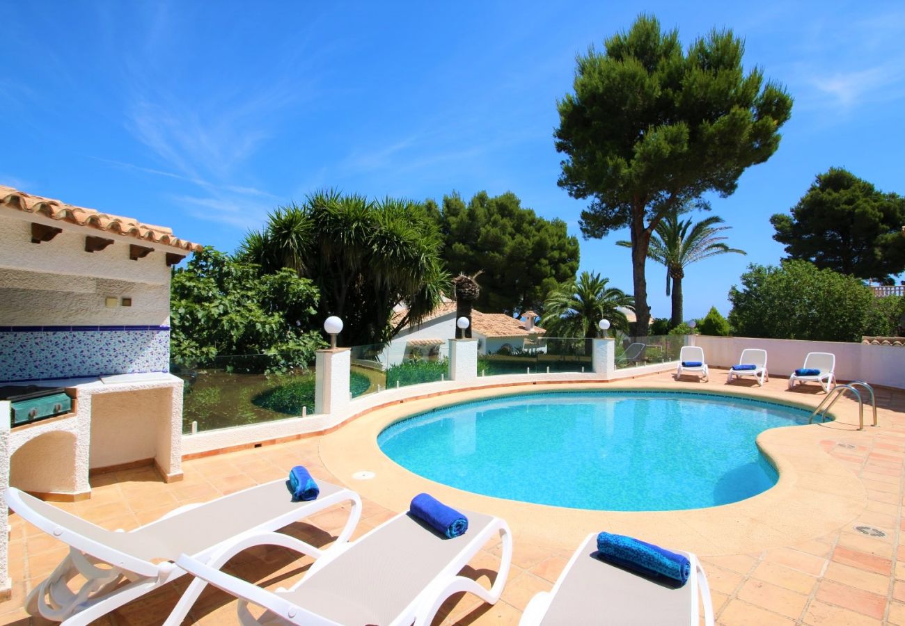 Villa in Denia - Luxurious villa with satellite TV, air conditioning and pool Marquise MB 6 people