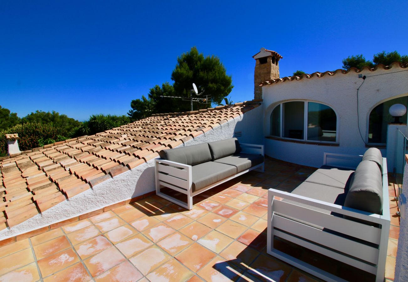 Villa in Denia - Luxurious villa with satellite TV, air conditioning and pool Marquise MB 6 people