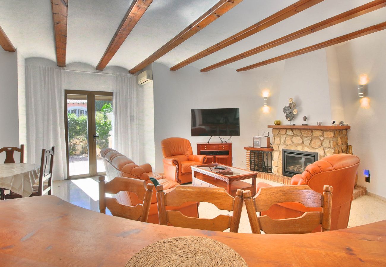 Villa in Denia - Great villa with private pool and all the amenities in Denia Galeretes BL