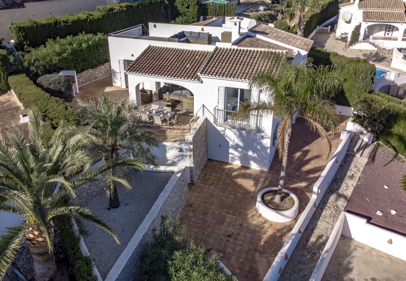 Villa in Benissa - LA PERLITA, beautiful villa for 6 pax, with sea views in Benissa coast, private pool and free wifi.