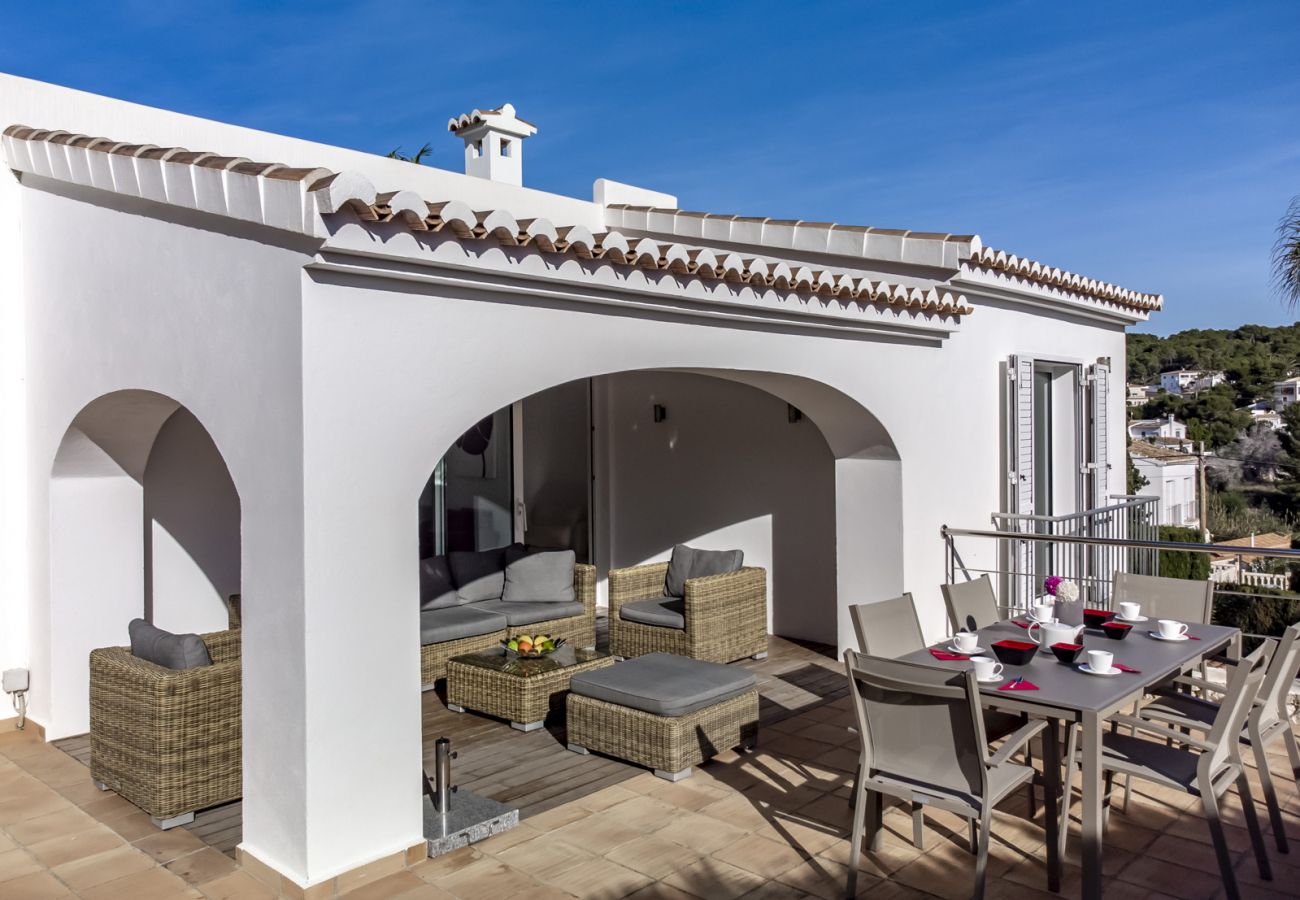 Villa in Benissa - LA PERLITA, beautiful villa for 6 pax, with sea views in Benissa coast, private pool and free wifi.