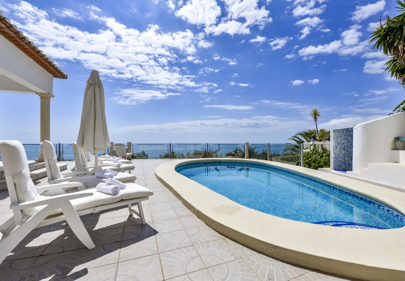 Villa in Benissa - RAPHAEL, Lovely villa for 6 pax with spectacular sea views in Benissa.free wifi