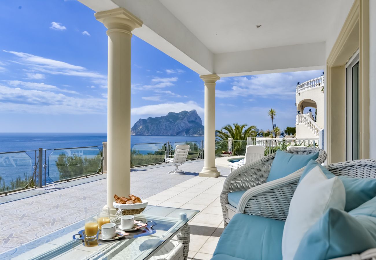 Villa in Benissa - RAPHAEL, Lovely villa for 6 pax with spectacular sea views in Benissa.free wifi