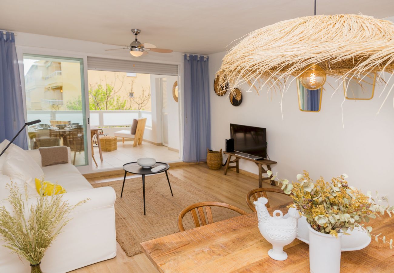 Apartment in Javea - Bahia de Javea Apartment Montañar, with Sunny Terrace and Shared Pool