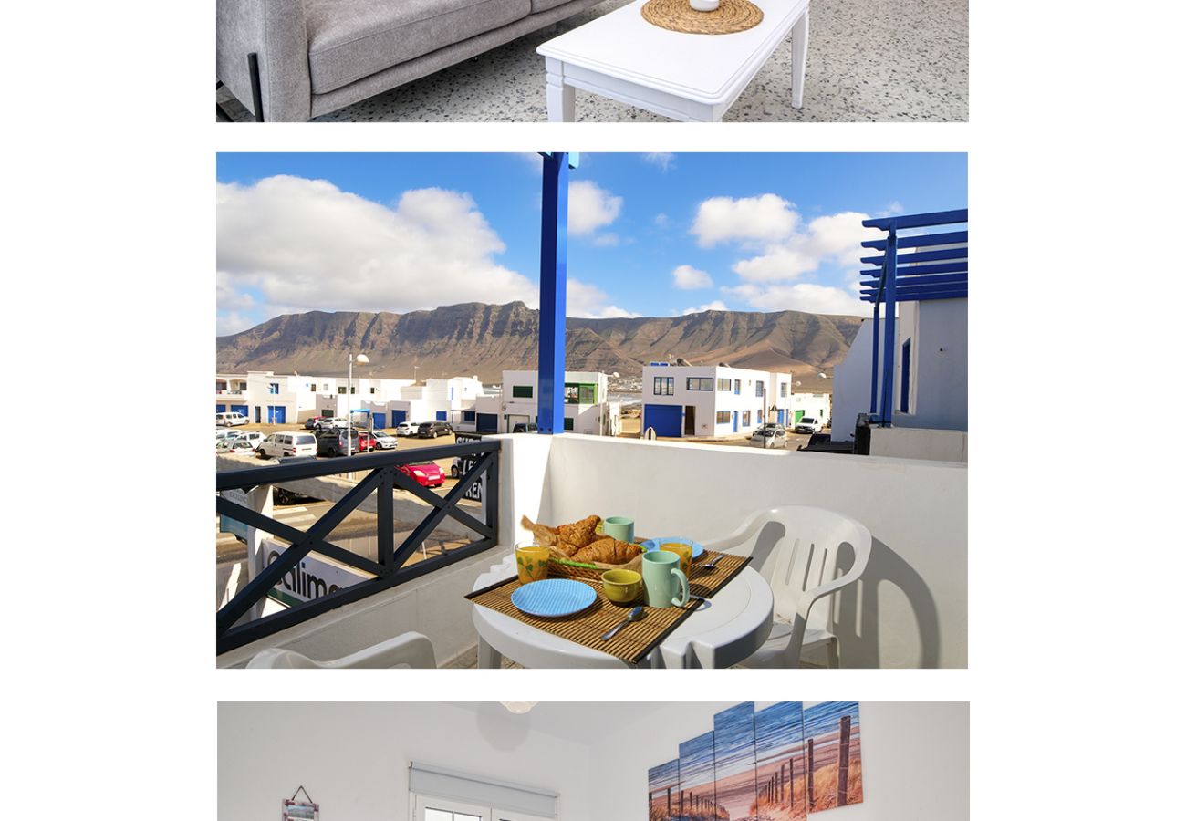 House in  Famara - Casa Hespi-view to Famara Beach