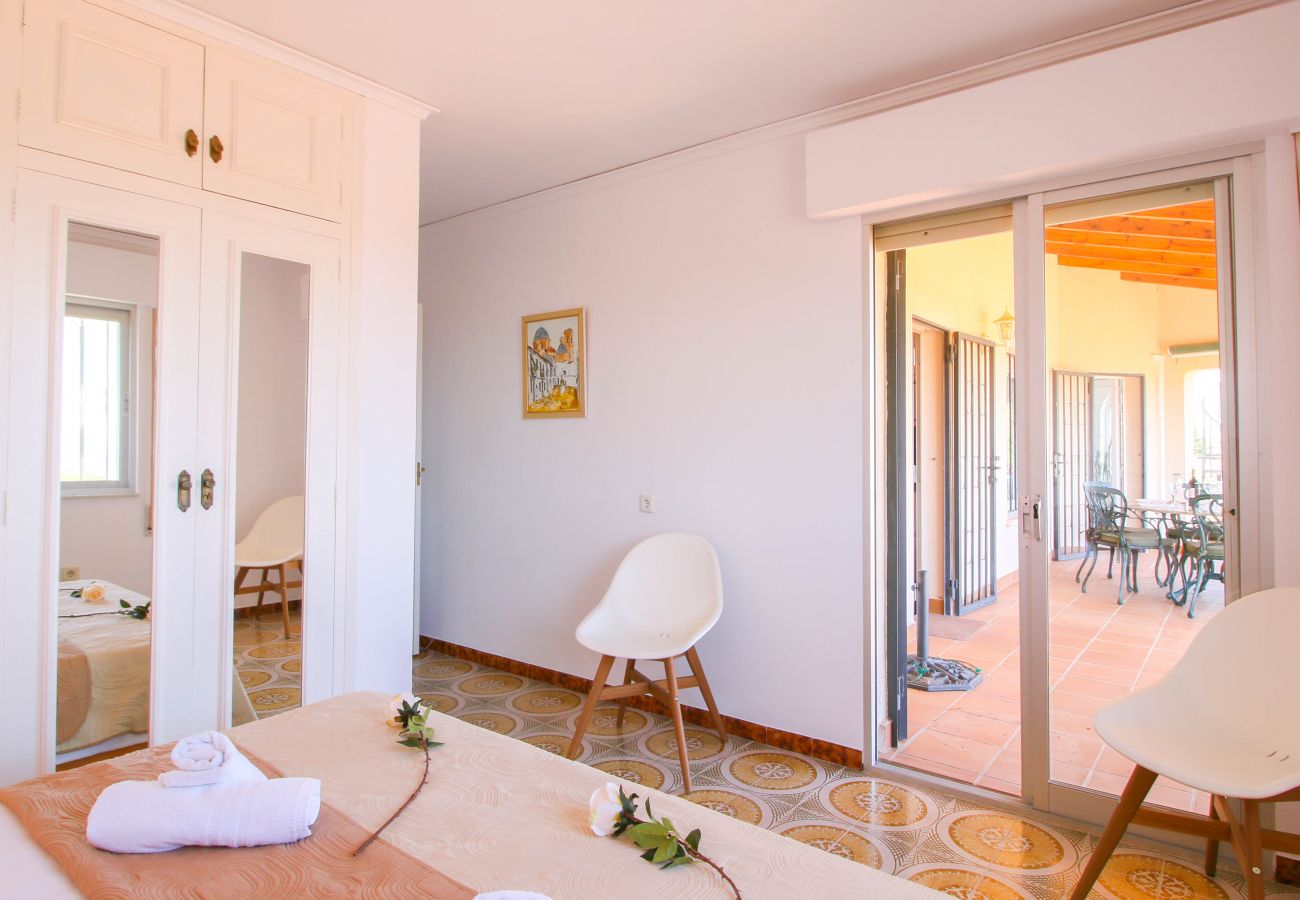 Villa in Denia - Villa in Denia with unbeatable views for 10 people