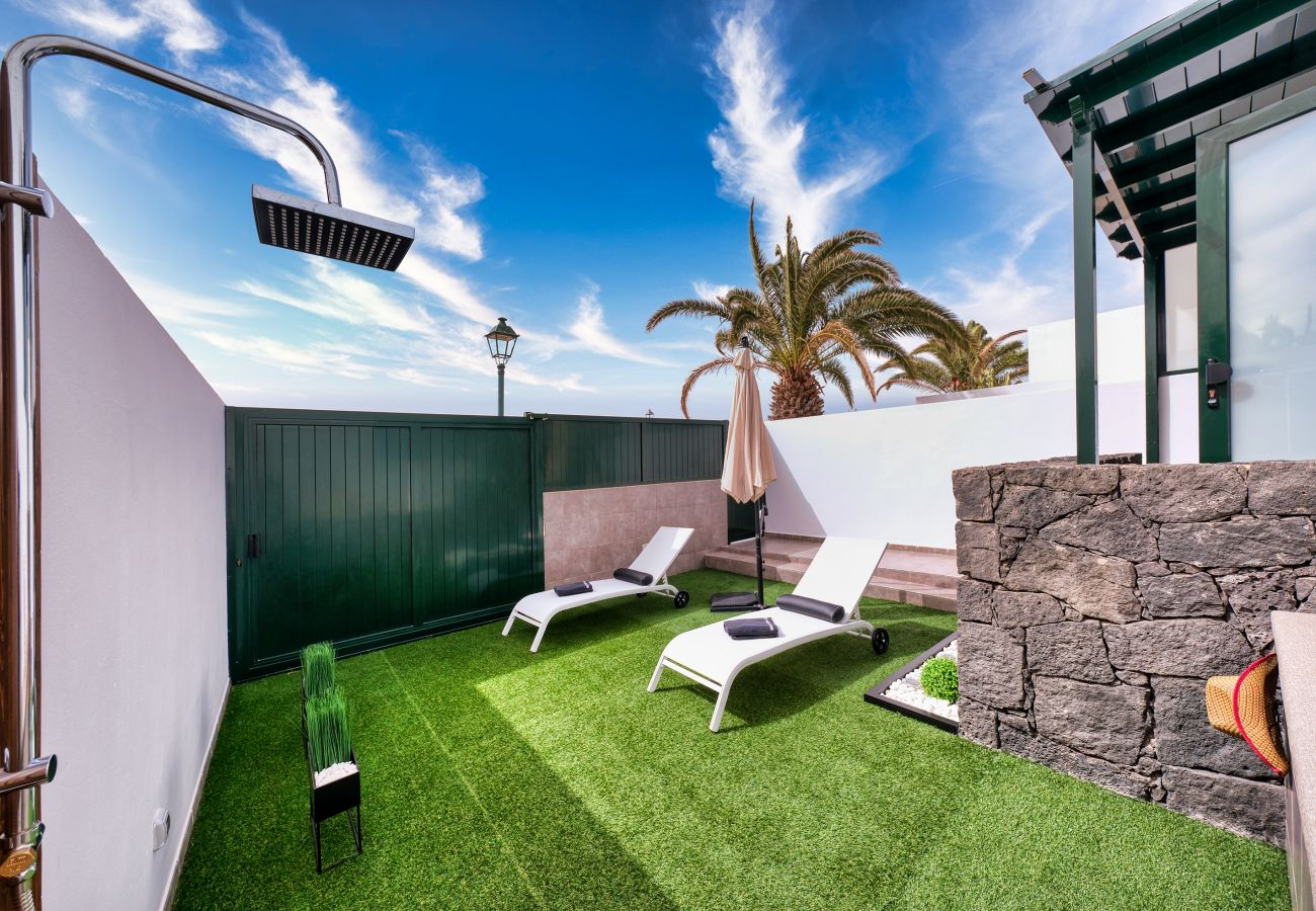 House in Costa Teguise - Casa Costa Esmeralda Plus- Pool and Relax