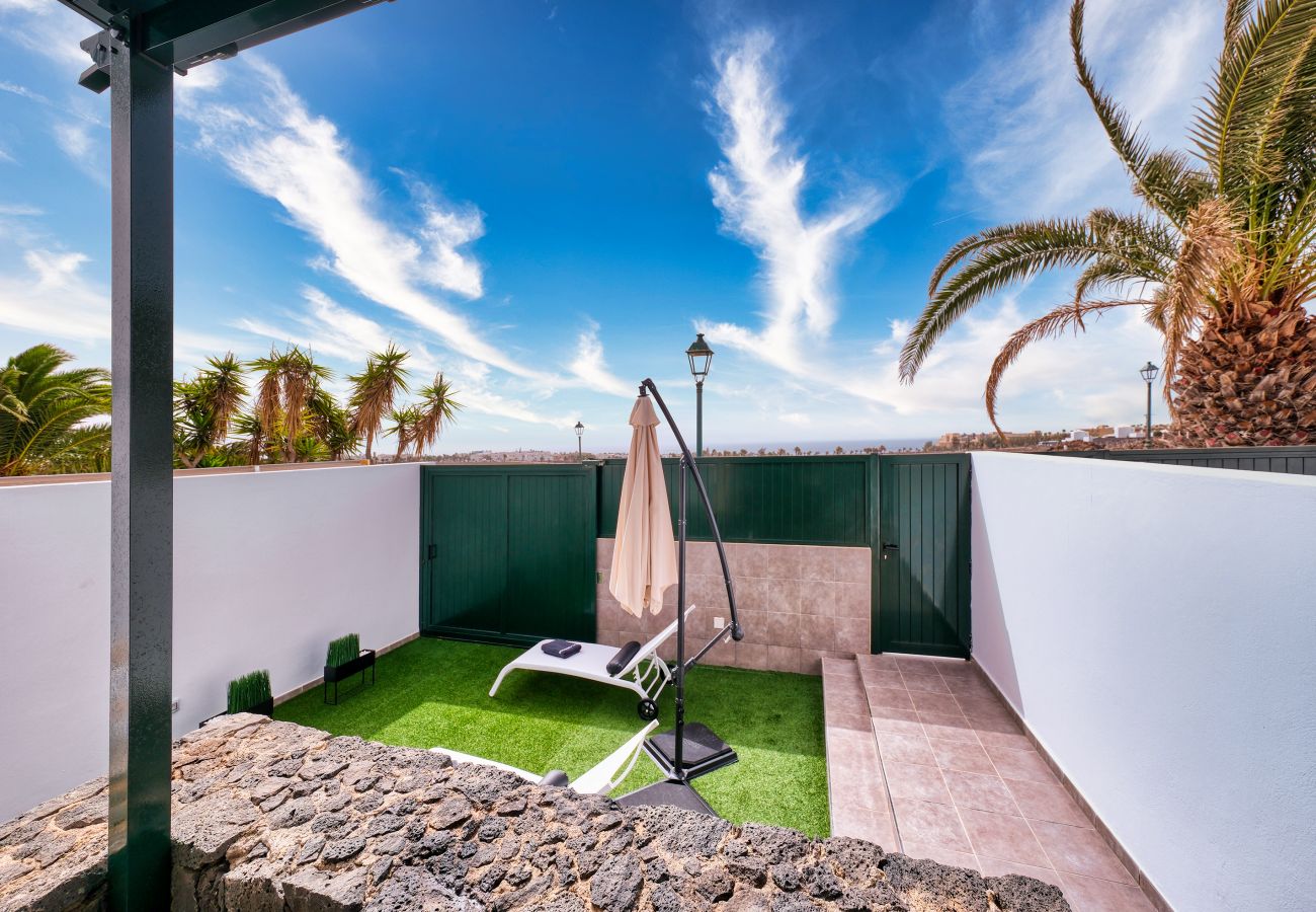 House in Costa Teguise - Casa Costa Esmeralda Plus- Pool and Relax