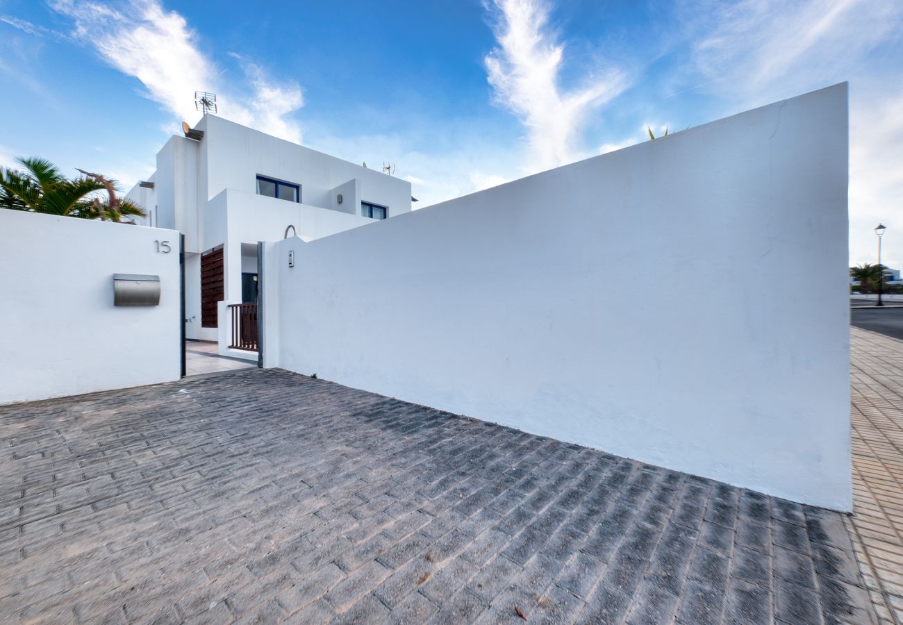 House in Playa Blanca - Playa Blanca Sunset- private pool