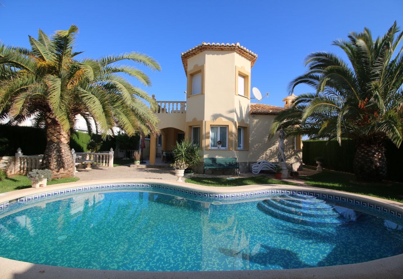 Villa à Denia - Villa avec piscine à Denia La Giralda BO