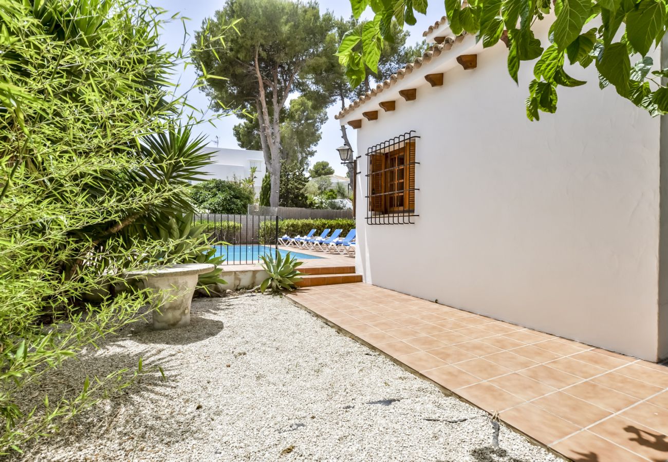 Villa à Moraira - Villa à louer à Moraira ANDURINA, pour 10 pax près de la mer et piscine privée